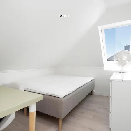 Oddernesveien 7 *