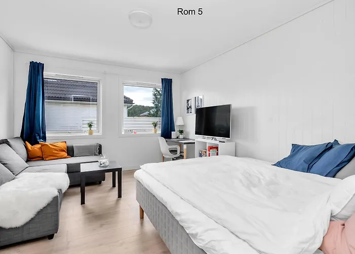 Oddernesveien 7 * Kristiansand